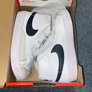 Nike Blazer Mid ‘77